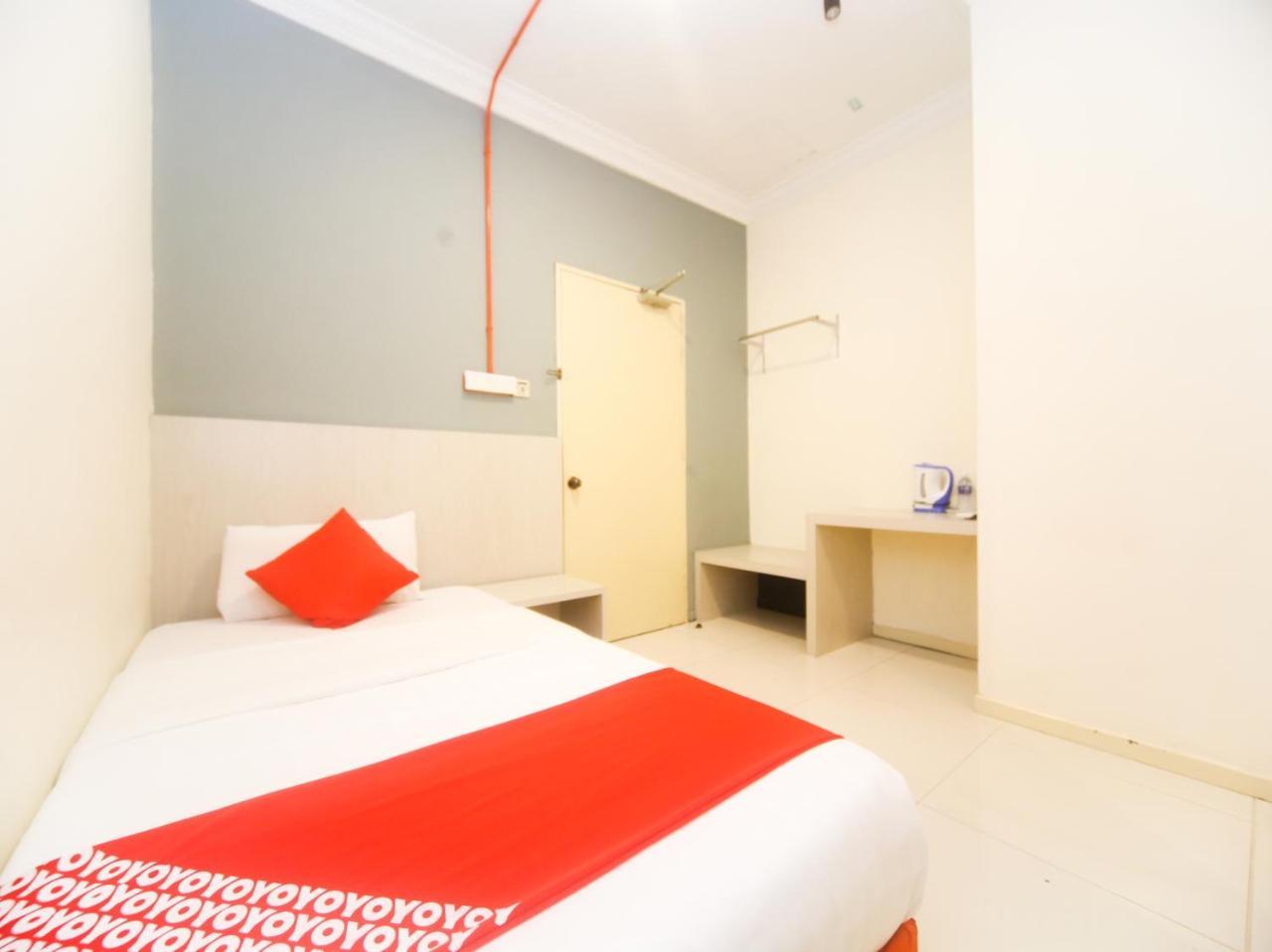 Hotel Rafflesia 2*